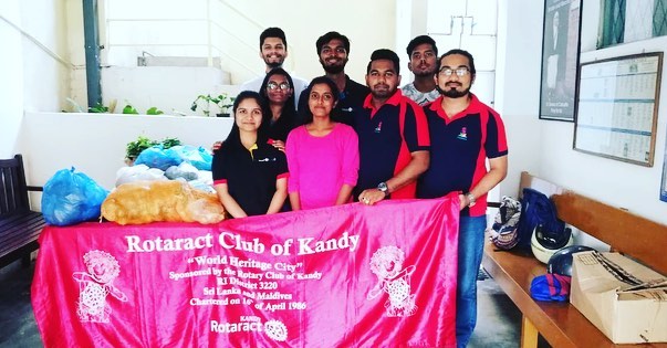 Daya Niwasa New Year Lunch Dry Ration Donation